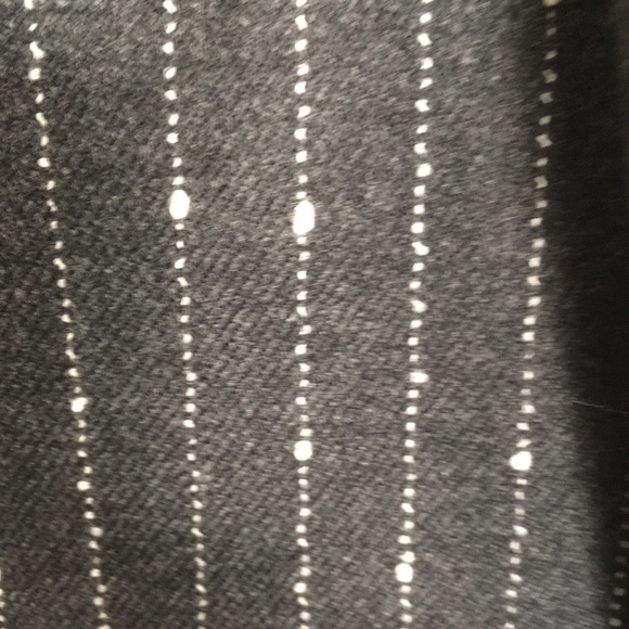 Carolina Herrera Pencil Skirt NWT - Picture 4 of 5